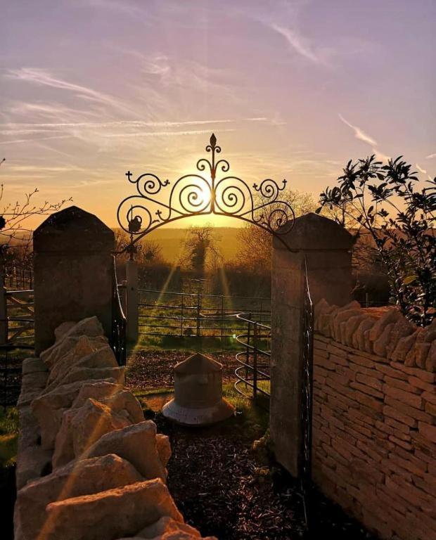 Hotel The Rudloe Near Bath - Marco Pierre White Corsham Exterior foto